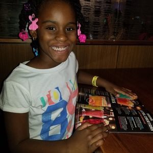 Meet your Posher, Maryse